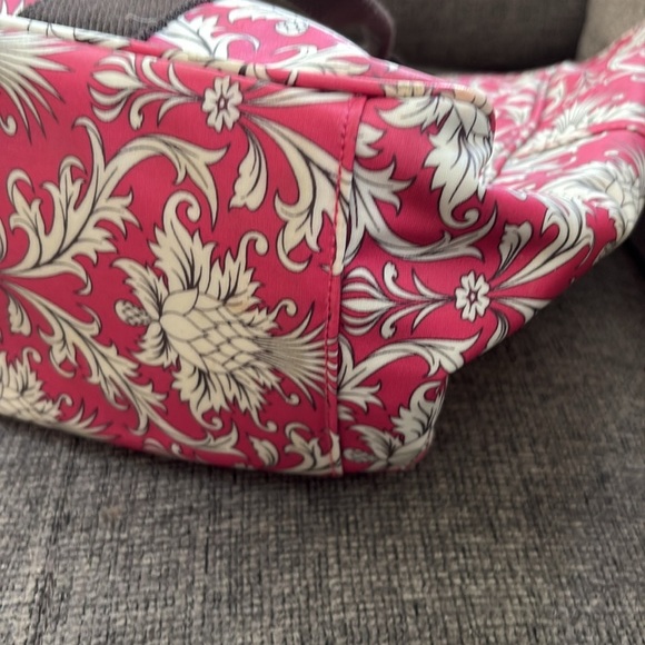 Emilie Sloan Seattle Pineapple Tote - Picture 6 of 7